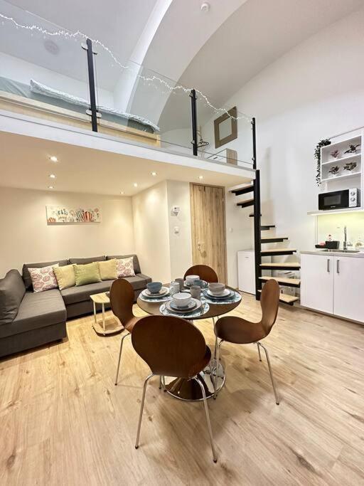 Charming Central Home In The Heart Of Budapest - Apartment Baby Loic Buitenkant foto