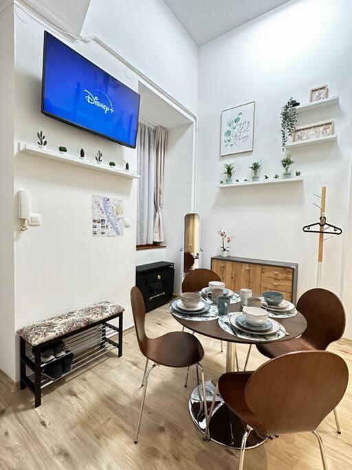 Charming Central Home In The Heart Of Budapest - Apartment Baby Loic Buitenkant foto